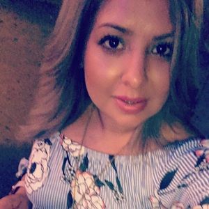 Meet your Posher, Veneranda